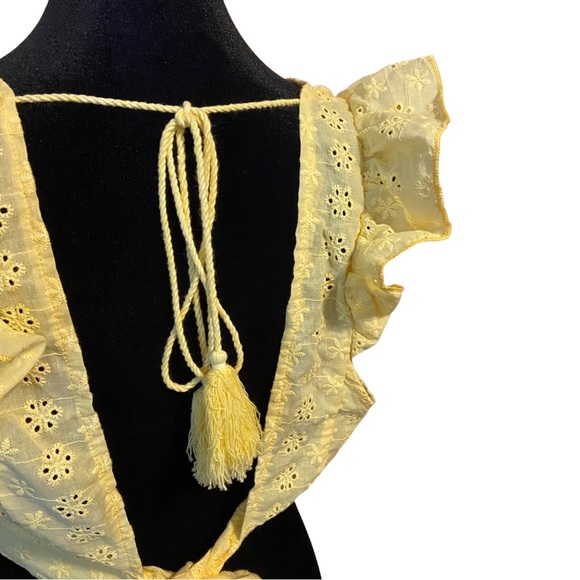NWOT SHEIN Yellow Schiffy Ruffle Trim Knot Back Crop Top Women’s Size XL - Picture 11 of 14